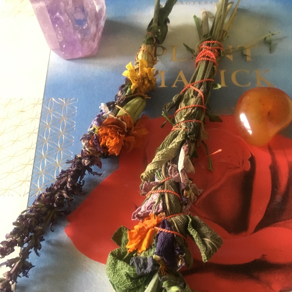 Equinox botanical wand Small 🌞🦋 Organic handmade smudge wand sage marigold - Picture 2 of 3